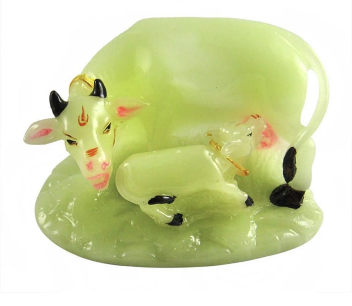 Marble Cow with Calf Idol Showpiece for Home Décor and Decorative Gift Item